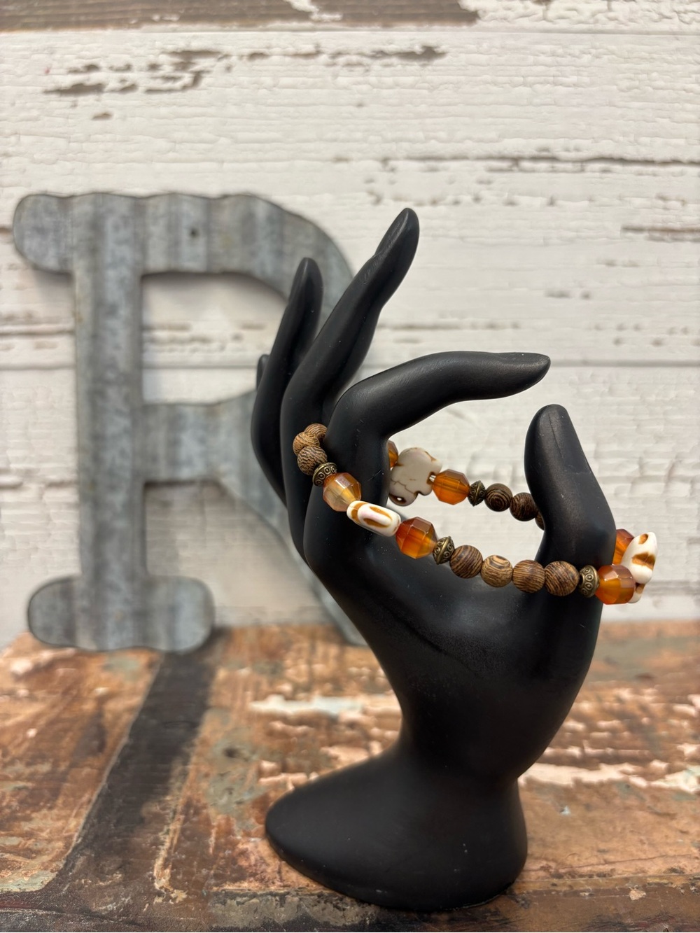 Elephant Woodgrain Charm Bracelet Brownish